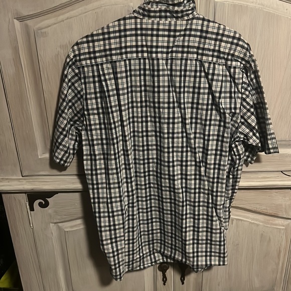 Too small for husband. Size M. - Picture 3 of 3